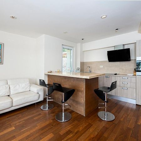 New Five Star Superior Apartment ซาตอน ภายนอก รูปภาพ