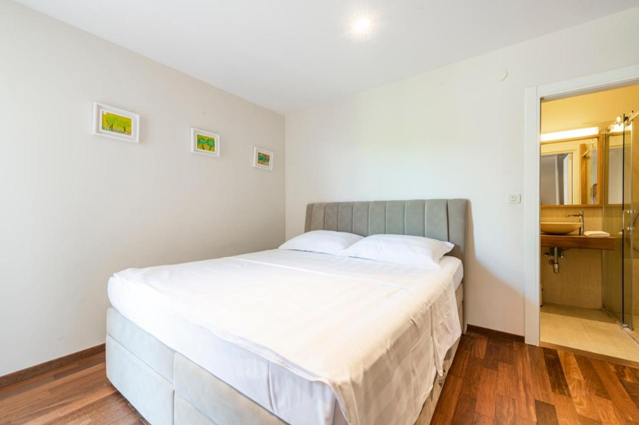 New Five Star Superior Apartment ซาตอน ภายนอก รูปภาพ