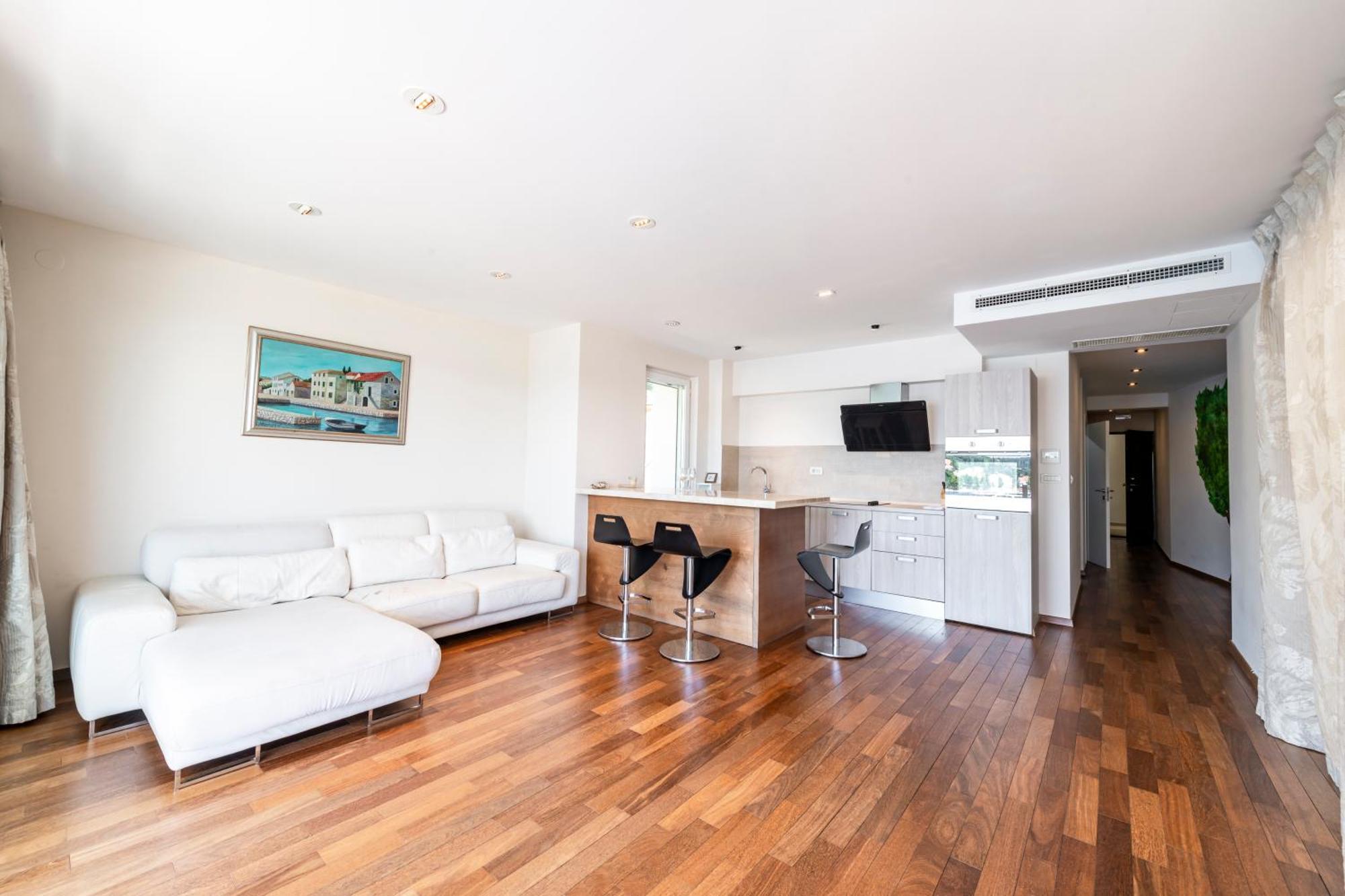 New Five Star Superior Apartment ซาตอน ภายนอก รูปภาพ